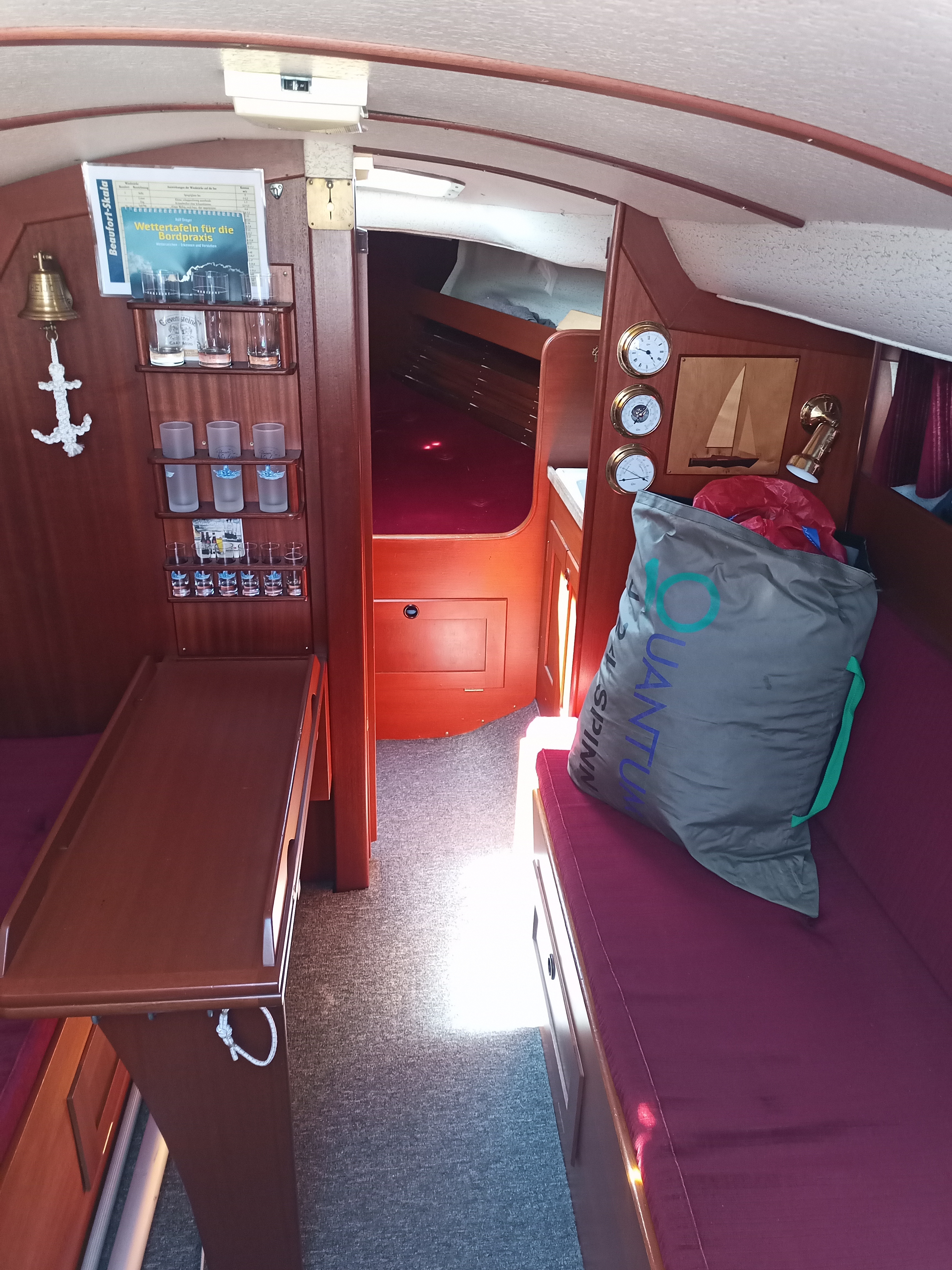 SY Hallberg Rassy 26