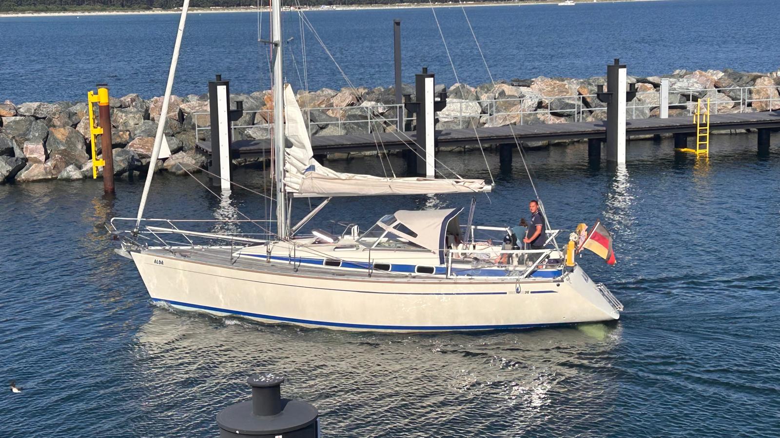 SY Bavaria 34